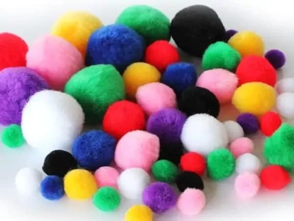 Colour Pompoms