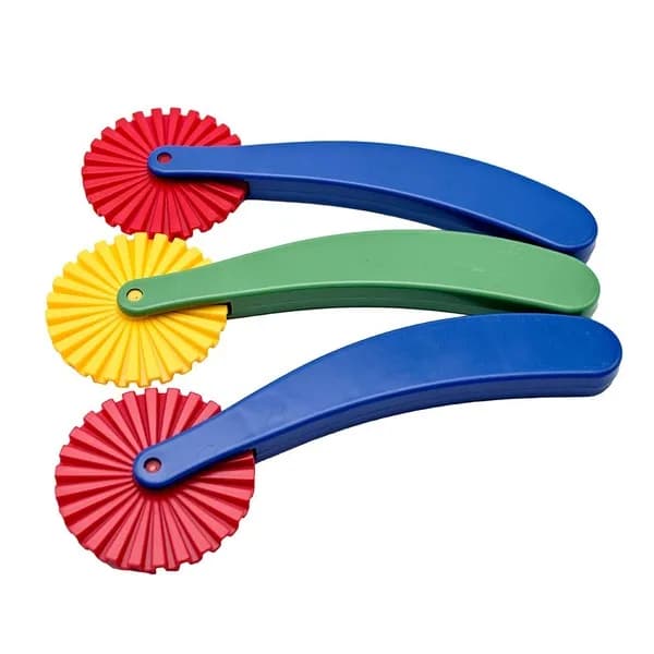 Dough Cutting Patterned Wheels